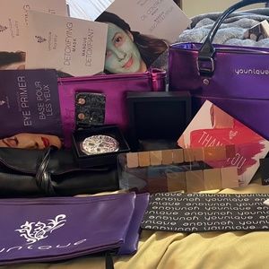 Younique loot